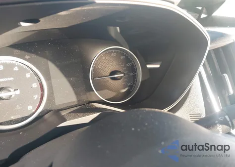 2022 Subaru Forester Premium z USA, uszkodzony, nr VIN JF2SKAEC9NH477144